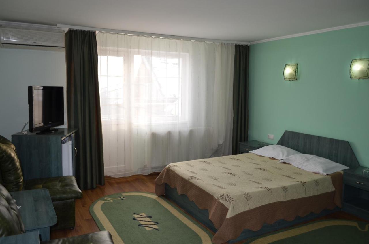 Hôtel Casa Alba à Râmnicu Vâlcea Extérieur photo